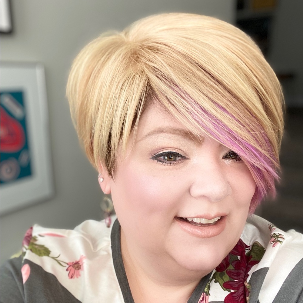 Meet your Posher, Amy